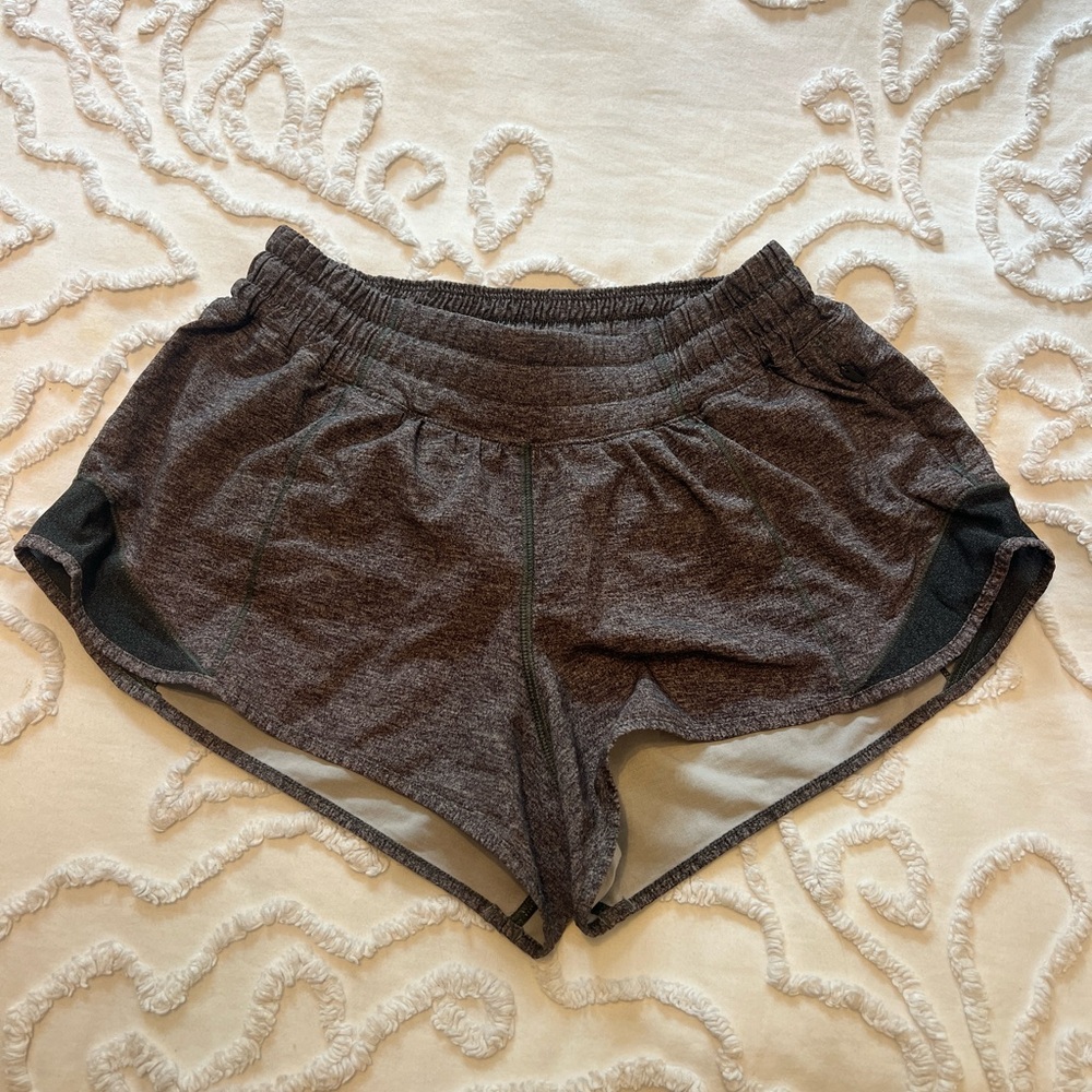 Lululemon Hotty Hot short